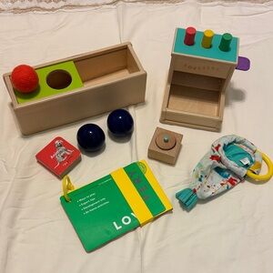 LOVEVERY - The Thinker Play Kit for baby Months 11-12